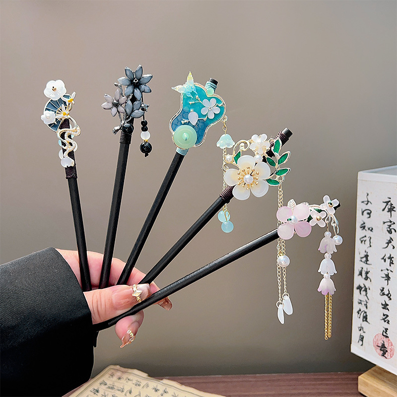 Classic Tassel Hair Stick Blac - Vintage Jewelry Collection ulasan dan harga