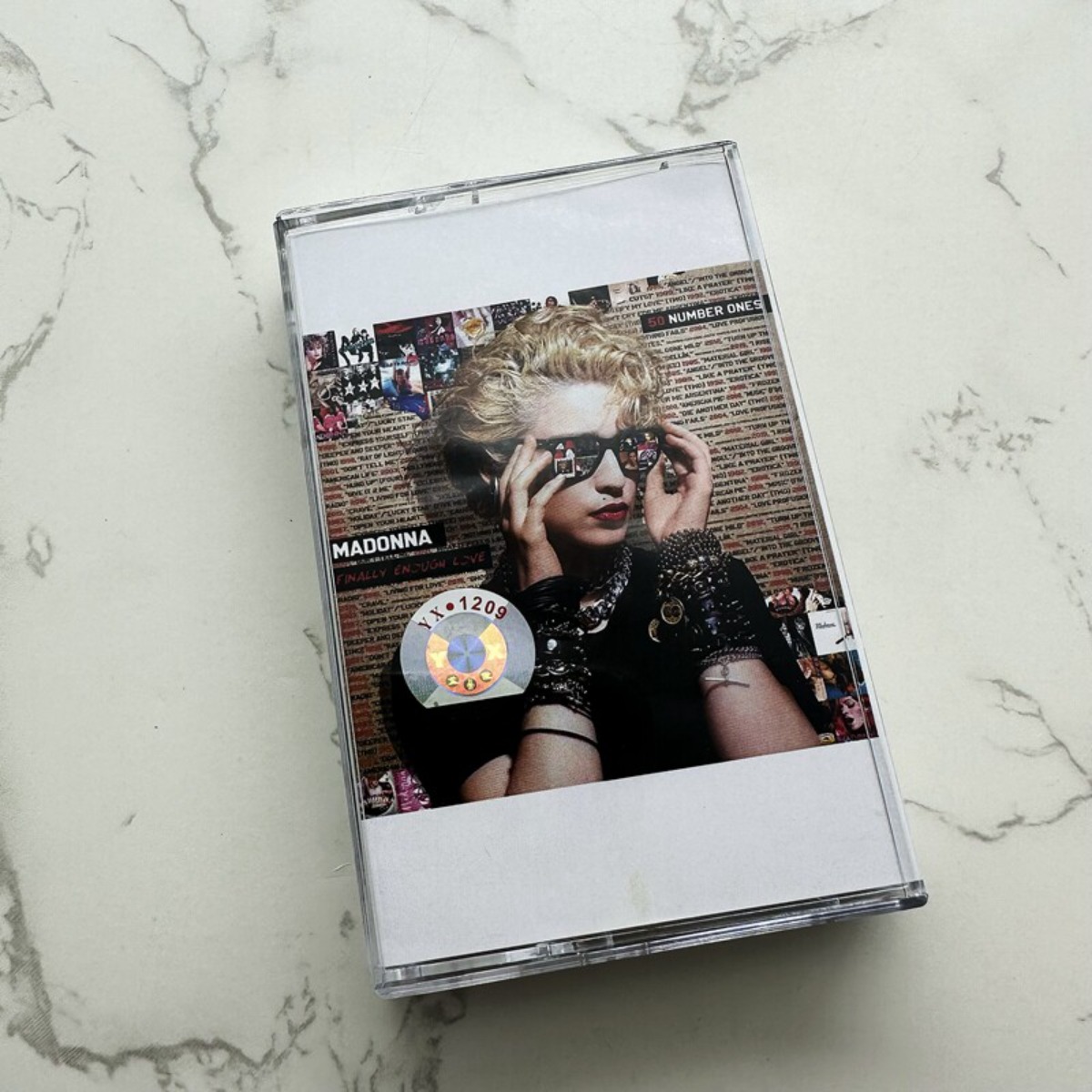 Madonna Classic Pop Music Cass - Vintage Collectibles & More Llc Photos ulasan dan harga